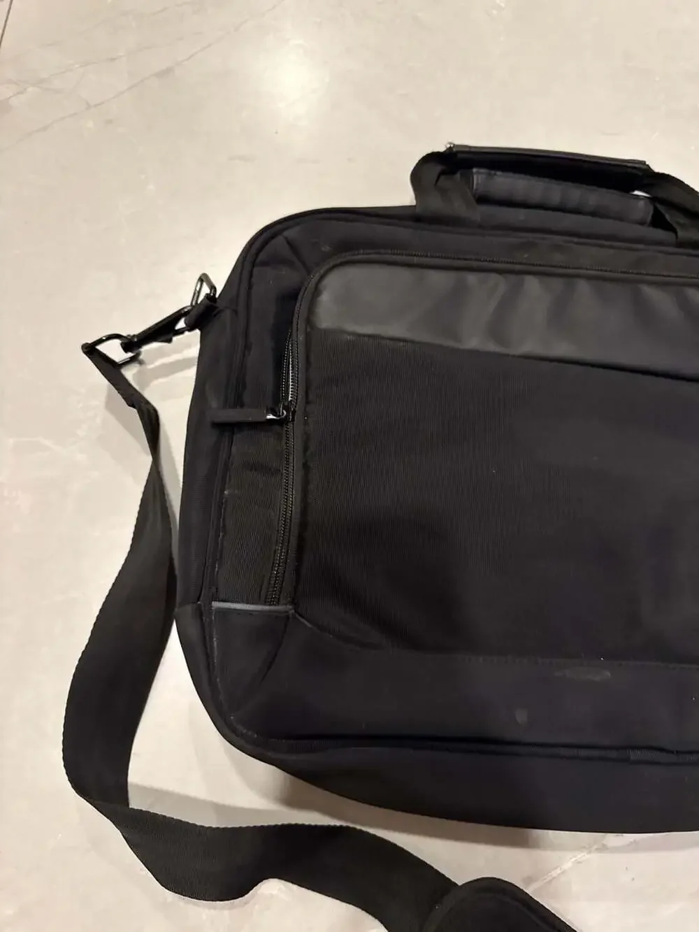 Dell Professional Briefcase 15 Laptop Bag (PO1520C)